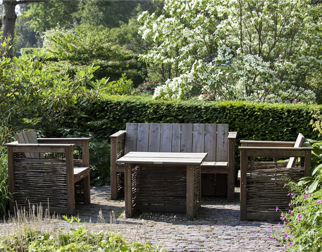 GARTENARBEITEN VOR DEM WINTER